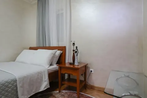 Prodaja, jednosoban stan, 42m², Centar, Podgorica - image 5