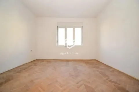 Prodaja, dvosoban stan, 64m², Centar, Podgorica - image 3
