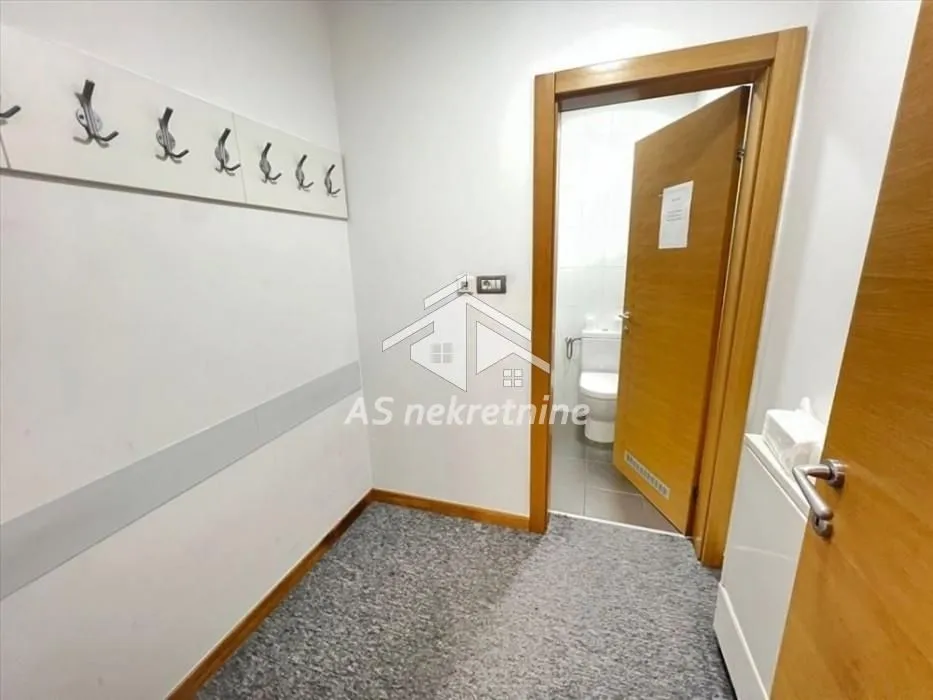 Rent, office space, 198m², Novi Beograd Sve Podlokacije, Beograd