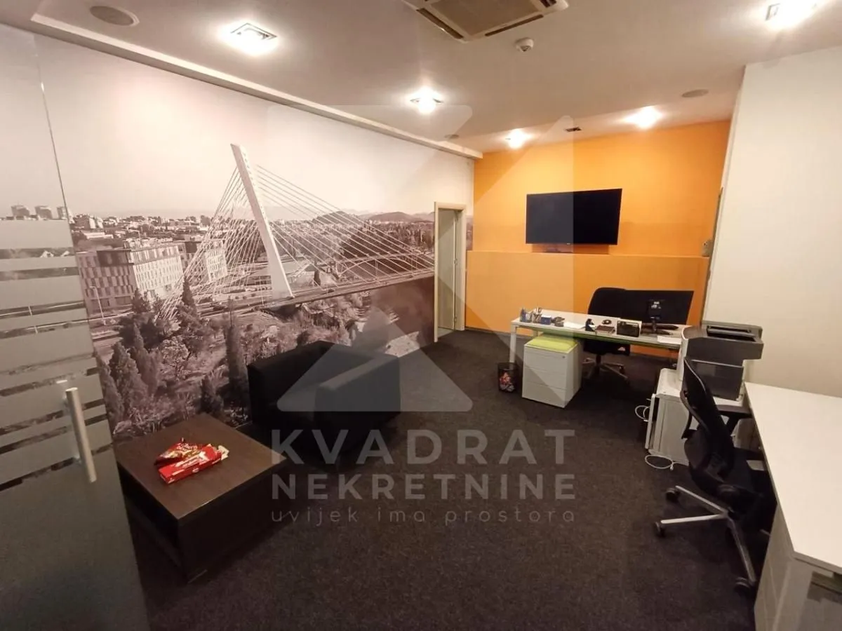 Rent, office space, 60m², Momišići, Podgorica
