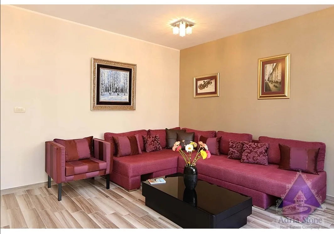 Prodaja, dvosoban stan, 84m², Bečići, Budva