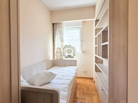 Sale, two bedroom apartment, 92m², City Kvart, Podgorica - image 17