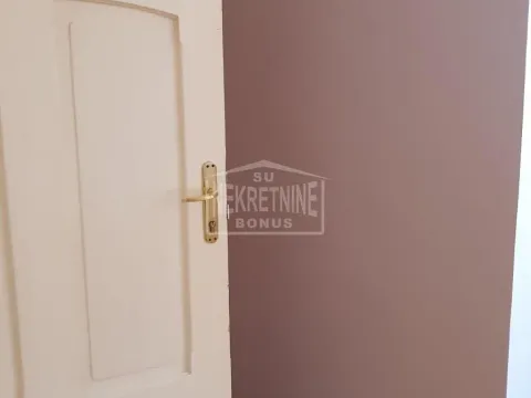 Prodaja, kuća, 436m², Centar, Subotica - image 9