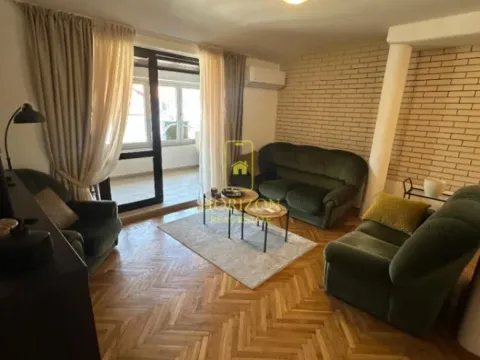 Prodaja, dvosoban stan, 75m², Centar, Podgorica - image 9