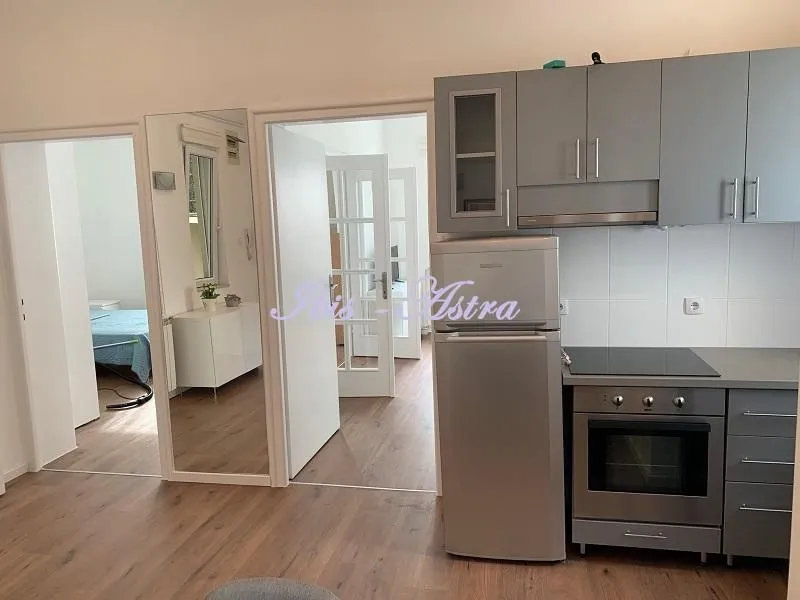 Rent, two bedroom apartment, 56m², Slavija, Vračar Sve Podlokacije