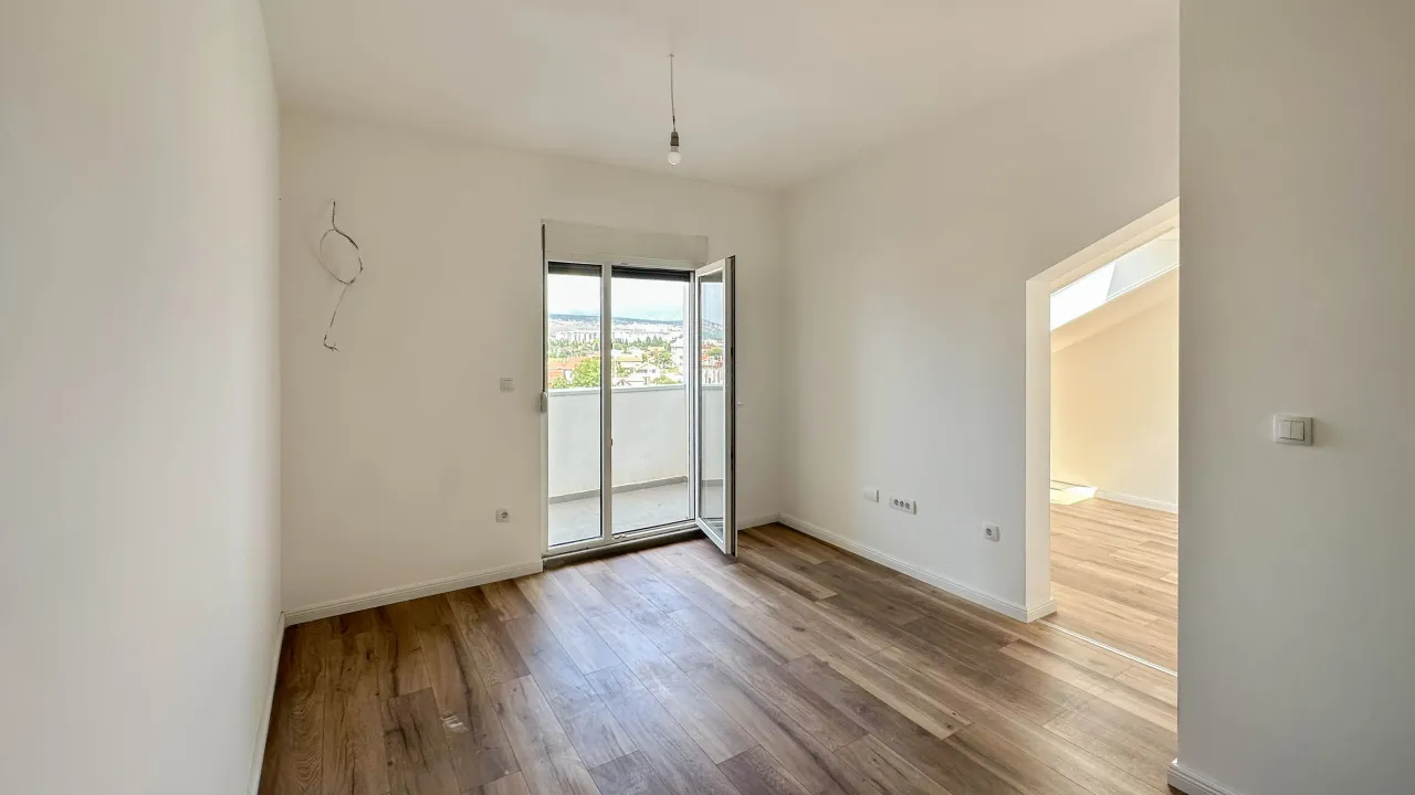 Izdavanje, dvosoban stan, 50m², Zabjelo, Podgorica