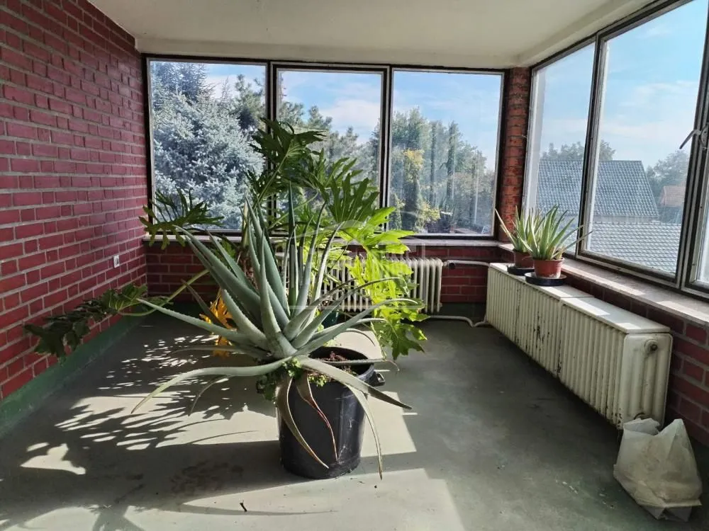 Prodaja, kuća, 328m², Železničko Naselje, Subotica