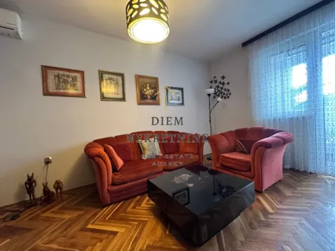Rent, two bedroom apartment, 60m², Blok 6, Podgorica - image 14