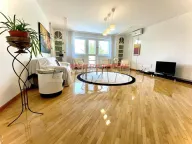 Sale, house, 257m², Filmski Grad, Beograd - image 3