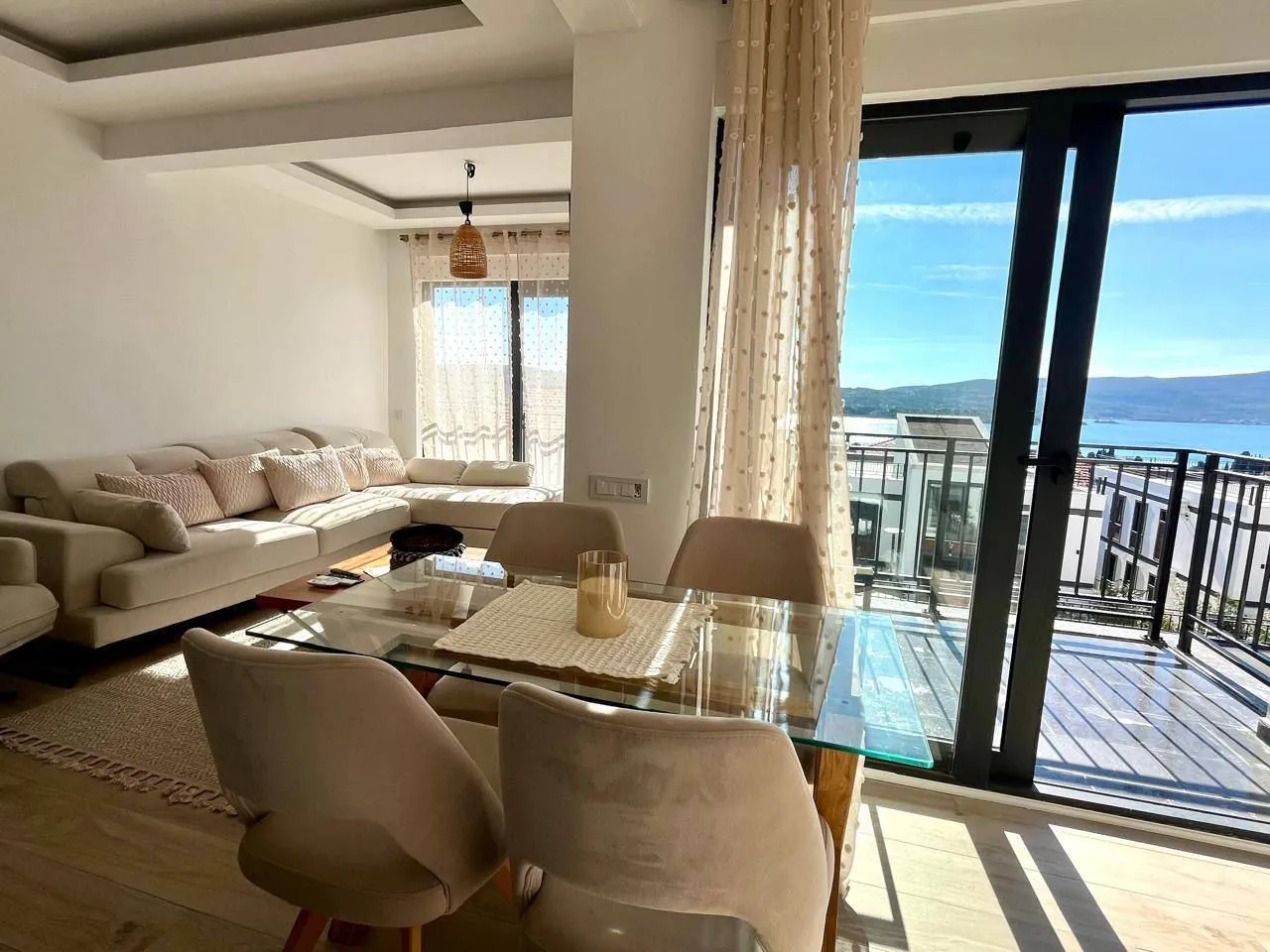 Prodaja, dvosoban stan, 62m², Kava, Tivat