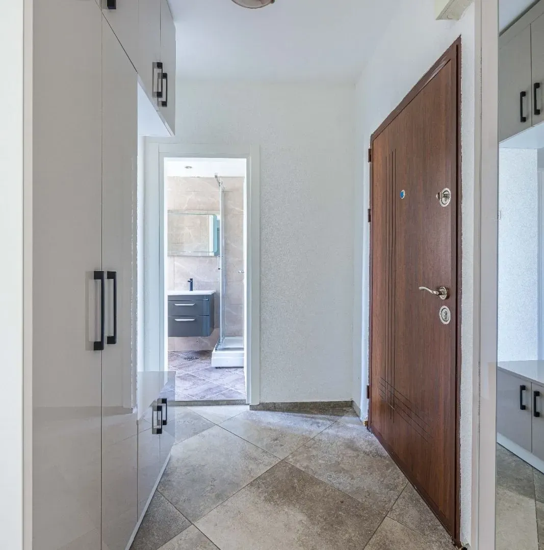 Prodaja, dvosoban stan, 52m², Centar, Tivat