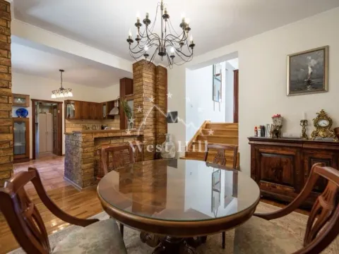 Sale, house, 450m², Kotor, Crna Gora - image 14