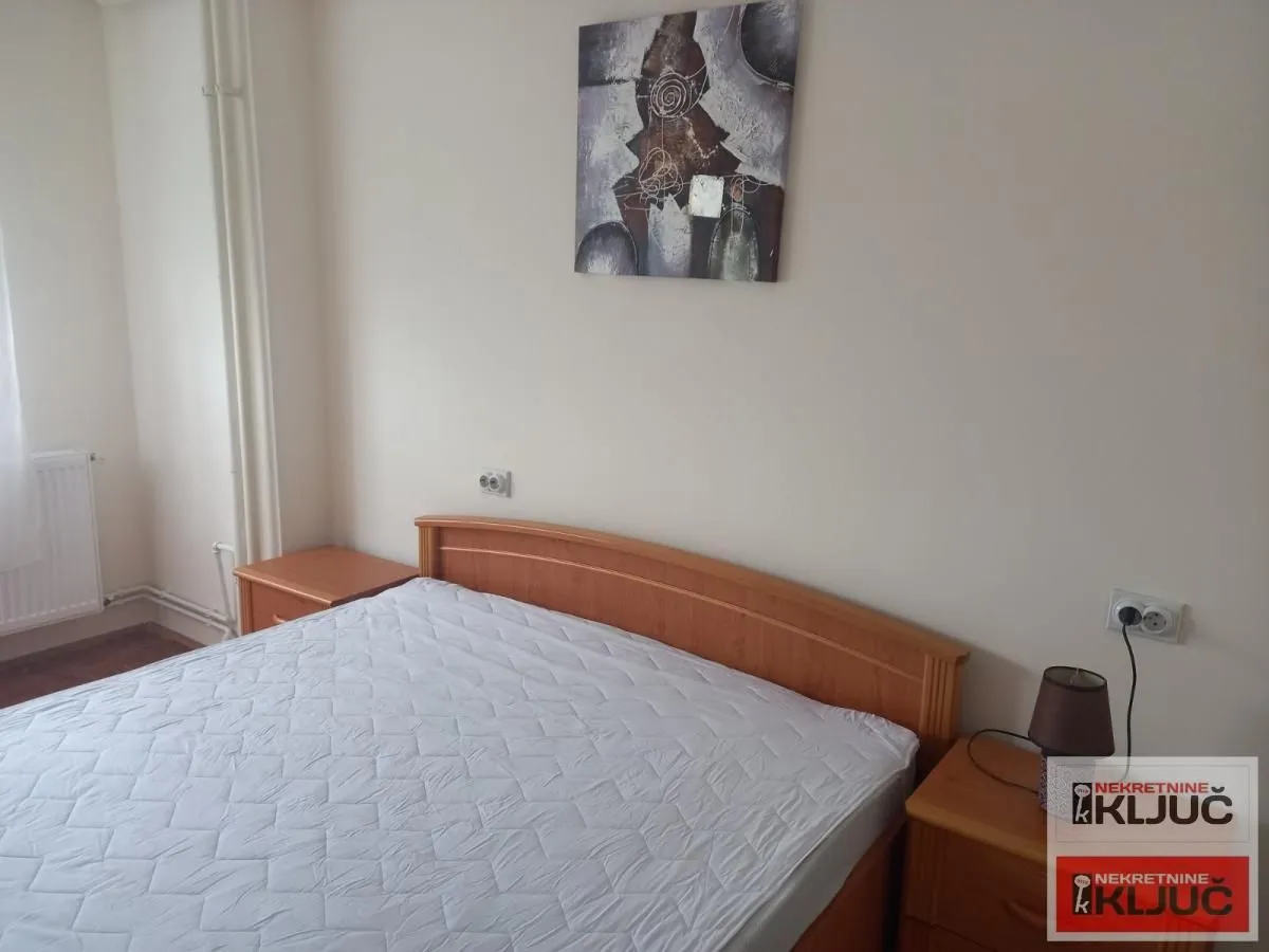 Izdavanje, dvosoban stan, 53m², Banatić, Novi Sad Sve Podlokacije
