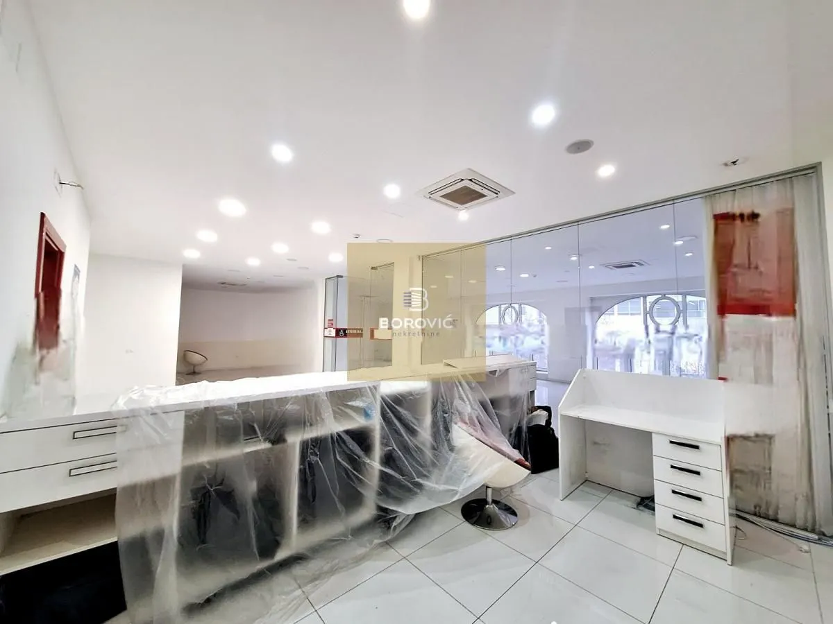 Rent, office space, 179m², Stari Grad, Beograd
