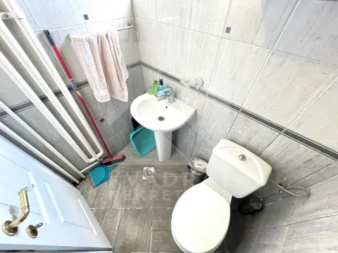 Izdavanje, kuća, 80m², Gornja Gorica, Podgorica - image 13