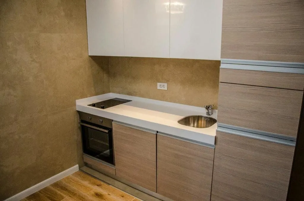 Izdavanje, jednosoban stan, 45m², Centar, Podgorica