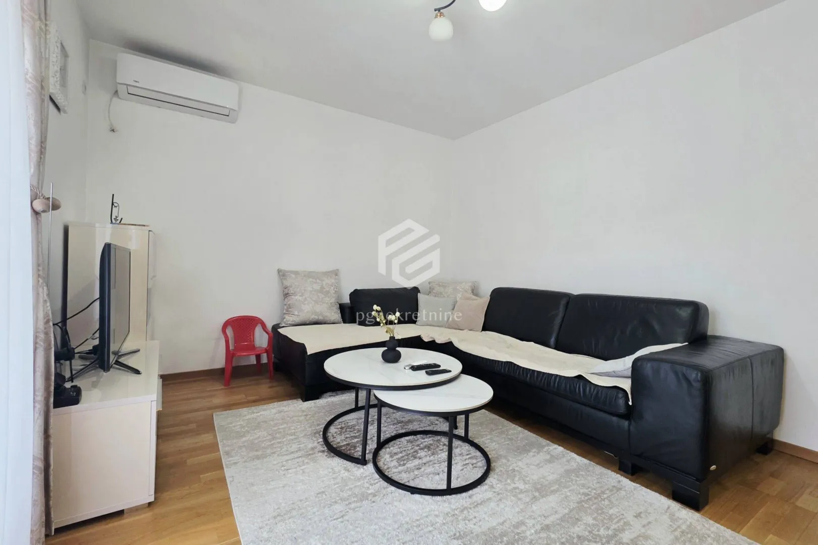 Rent, one bedroom apartment, 44m², Stari Aerodrom, Podgorica
