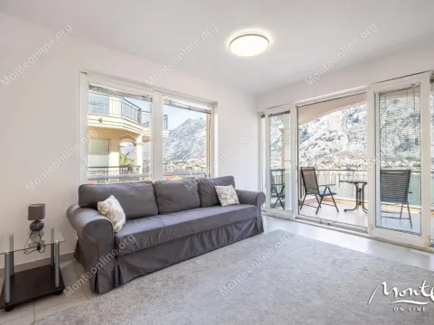 Sale, two bedroom apartment, 73m², Muo, Kotor - image 3