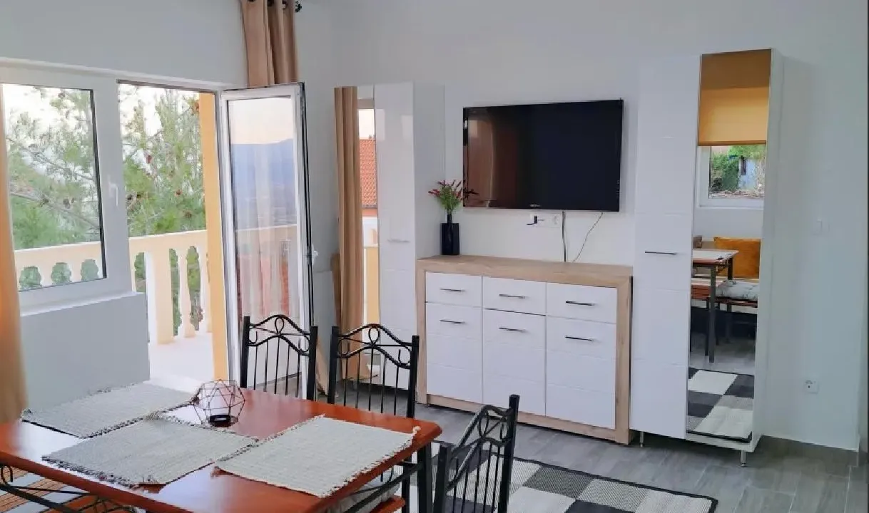 Sale, one bedroom apartment, 42m², Kavač, Kotor