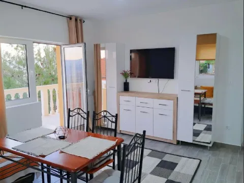 Sale, one bedroom apartment, 42m², Kavač, Kotor