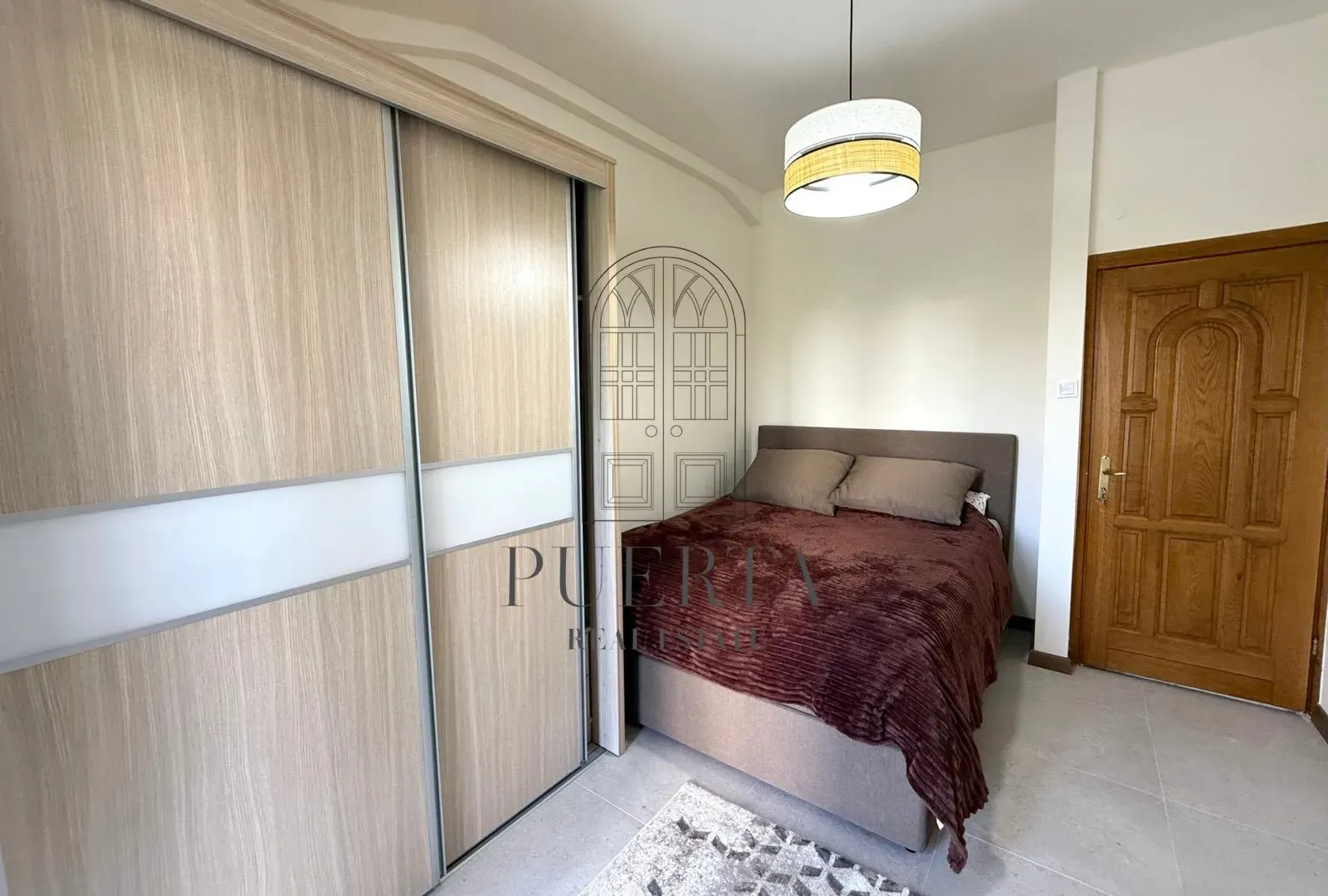 Izdavanje, trosoban stan, 114m², Preko Morače, Podgorica