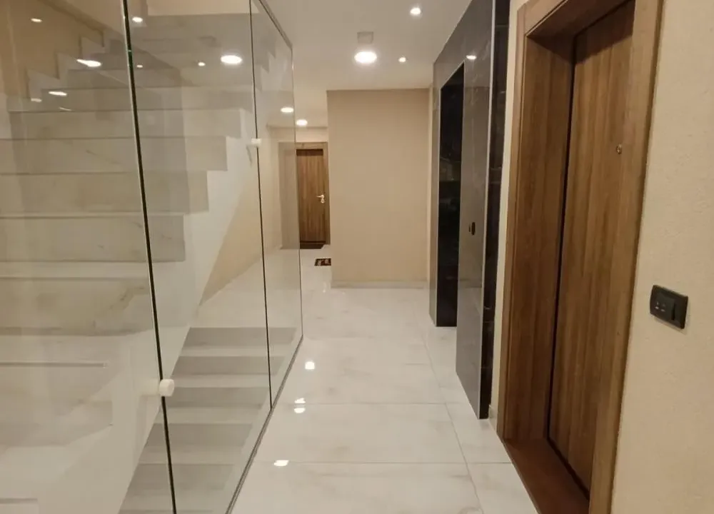 Prodaja, jednosoban stan, 36m², Zemun Centar, Zemun Sve Podlokacije