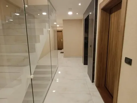 Prodaja, jednosoban stan, 36m², Zemun Centar, Zemun Sve Podlokacije - image 1