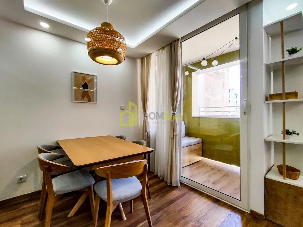 Prodaja, trosoban stan, 89m², Autobuska stanica, Podgorica