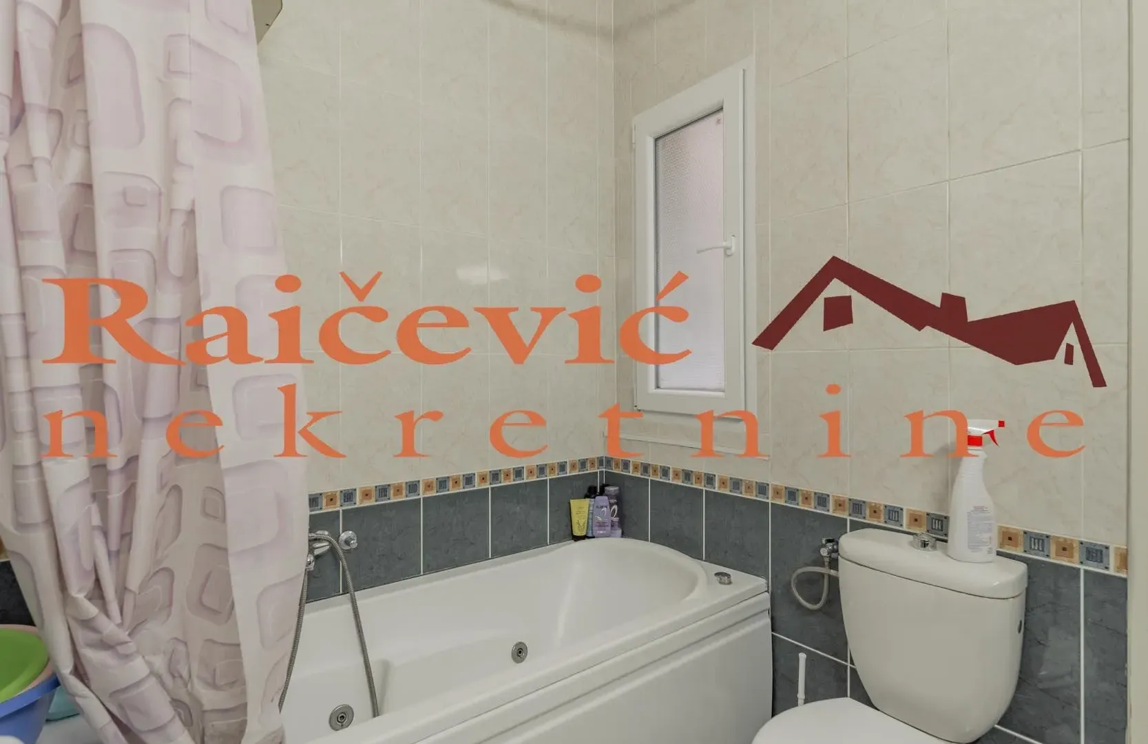 Prodaja, četvorosoban stan, 115m², Stari Grad, Beograd