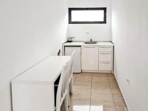 Sale, studio apartment, 29m², Dobra Voda, Budva - image 3