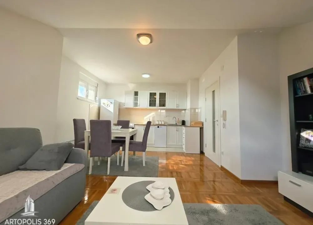 Sale, one bedroom apartment, 38m², Mali Mokri Lug, Zvezdara Sve Podlokacije