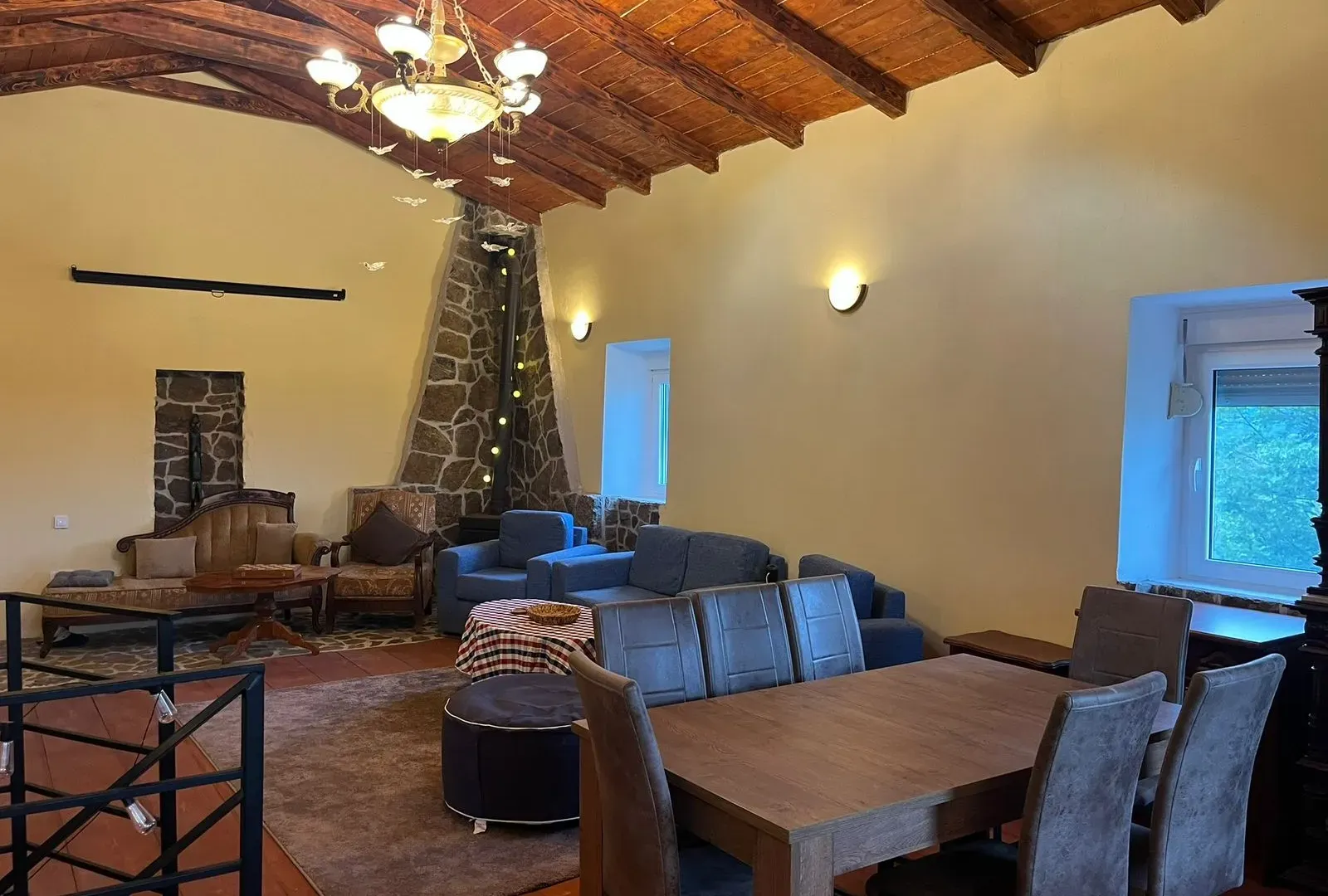 Prodaja, kuća, 208m², Obzovica, Cetinje – pohled 2