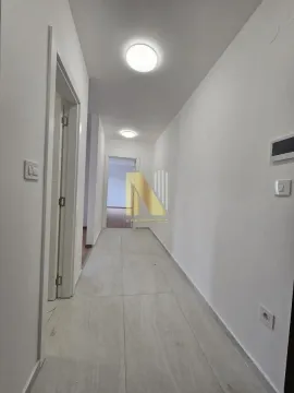 Prodaja, trosoban stan, 83m², Bulevar patrijarha Pavla, Novi Sad Sve Podlokacije - image 7