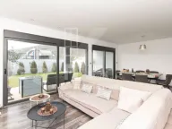 Prodaja, kuća, 250m², Tološi, Podgorica - image 7