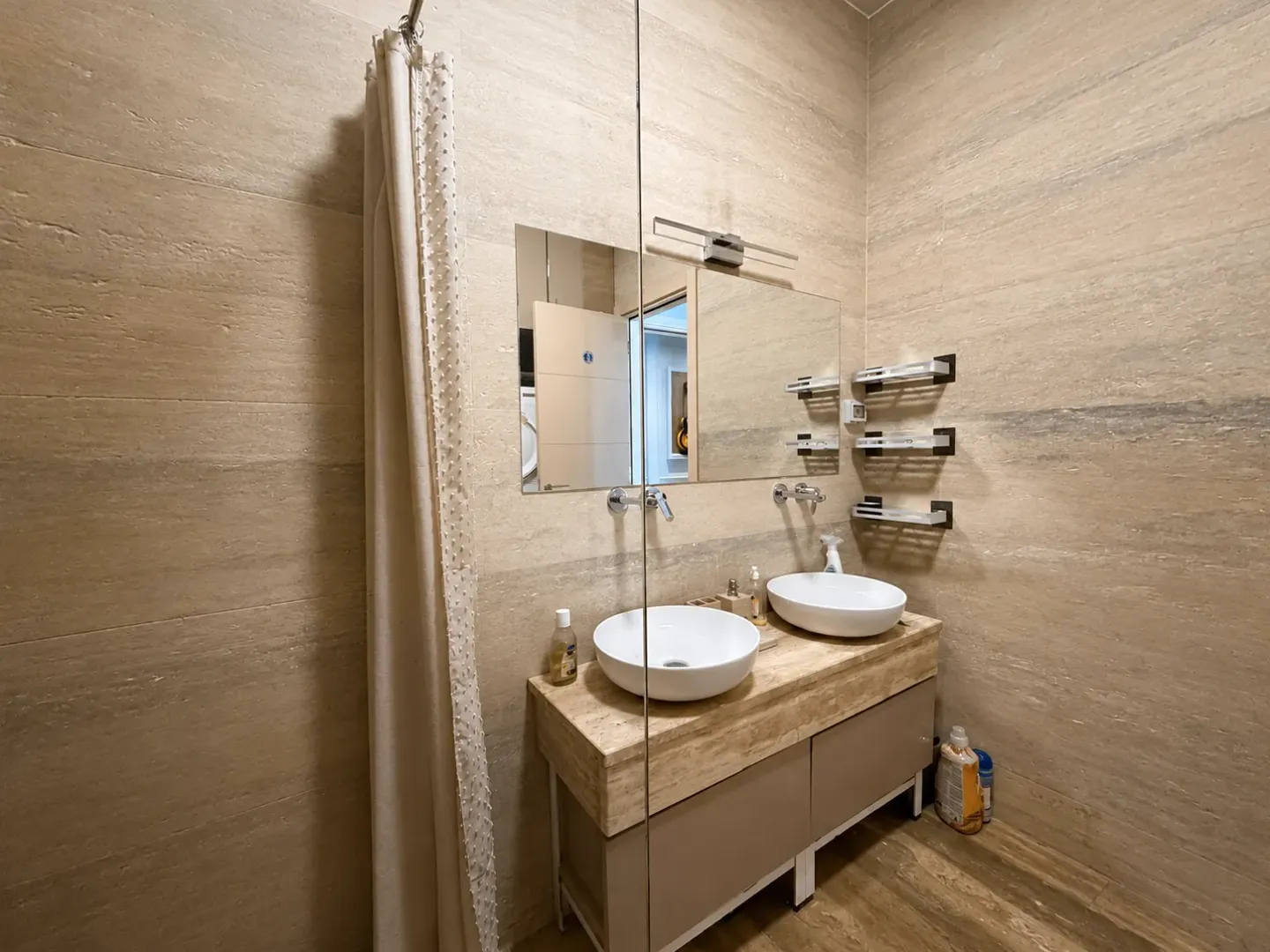 Rent, three bedroom apartment, 116m², Kod Capital Plaze, Podgorica