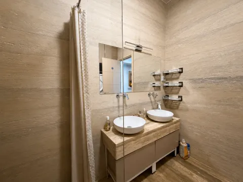 Rent, three bedroom apartment, 116m², Kod Capital Plaze, Podgorica - image 16
