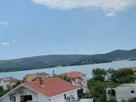 Izdavanje, stan, 191m², Tivat, Crna Gora - image 1