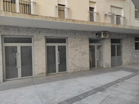 Rent, office space, 18m², Centar, Nikšić - image 5