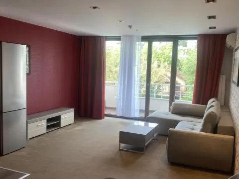 Izdavanje, četvorosoban stan, 160m², Savski Venac, Beograd - image 3