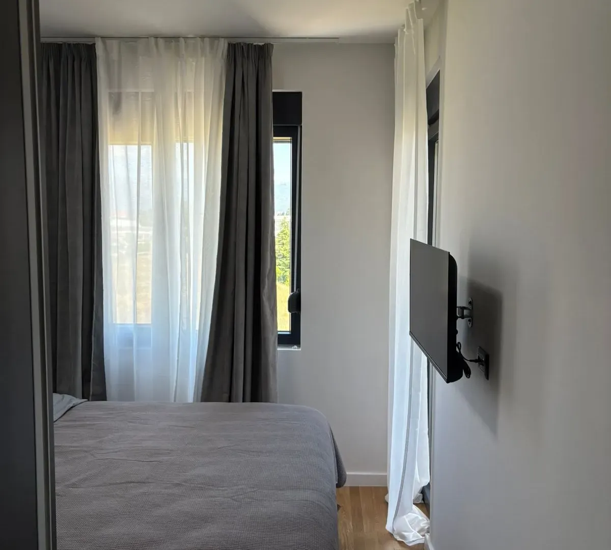 Izdavanje, dvosoban stan, 50m², Zabjelo, Podgorica