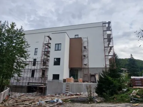 Prodaja, garsonjera, Kolašin, Crna Gora - image 8