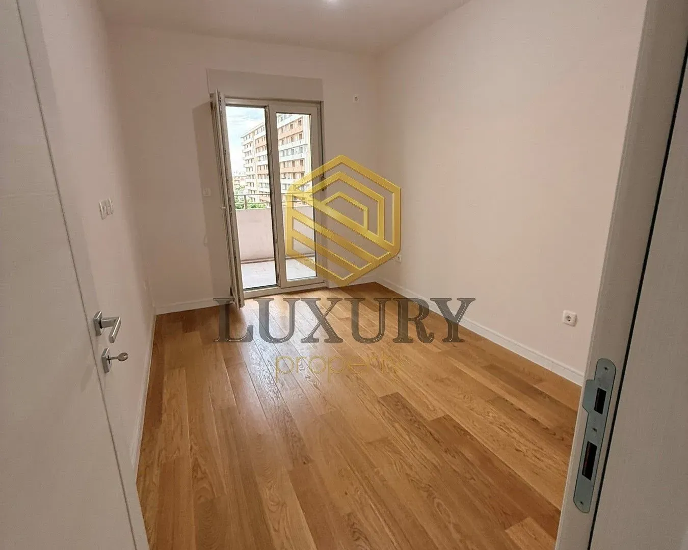 Rent, one bedroom apartment, 49m², Central Point, Podgorica
