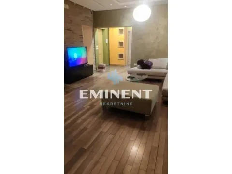 Izdavanje, dvosoban stan, 64m², Kalenić Pijaca, Vračar Sve Podlokacije - image 5