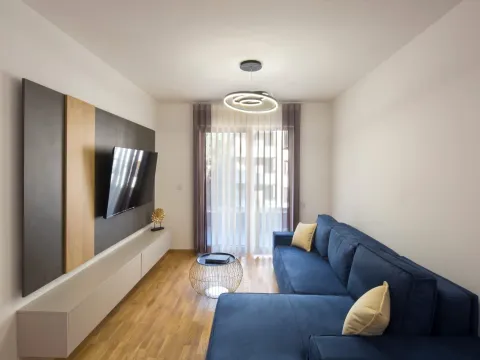 Sale, two bedroom apartment, 55m², Bečići, Budva - image 4
