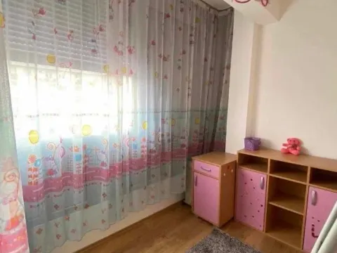 Izdavanje, dvosoban stan, 54m², Pobrežje, Podgorica - image 11