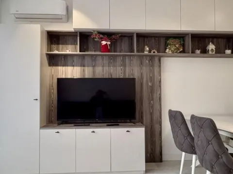 Sale, two bedroom apartment, 55m², Mažina, Tivat - image 6