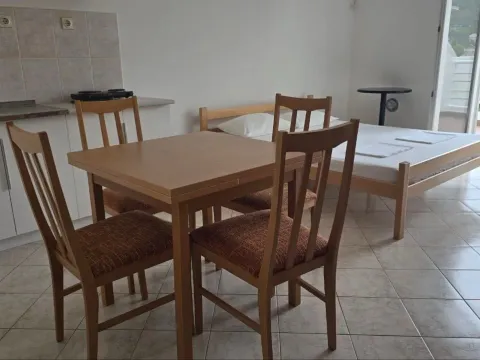 Prodaja, garsonjera, 35m², Petrovac, Budva - image 4