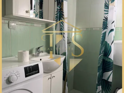 Rent, one bedroom apartment, 40m², Dumidran, Tivat - image 9