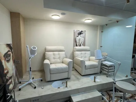 Rent, office space, 150m², Rafailovići, Budva - image 17