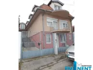 Prodaja, kuća, 300m², Dušanovac, Voždovac Sve Podlokacije - image 2
